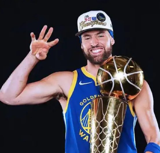 乐鱼体育官网-汤普森是一名纯射手，生涯有44场比赛0罚球拿到至少25分的表现|克雷·汤普森|篮球|克莱·汤普森|柯蒂斯·琼斯|金州勇士队_新浪体育_新浪新闻